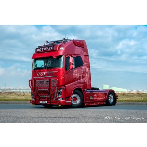 73900 - Volvo FH04 Globetrotter XL 4x2 Motward /1:50 TEKNO