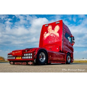 73900 - Volvo FH04 Globetrotter XL 4x2 Motward /1:50 TEKNO