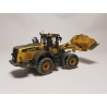 WM001 - Komatsu WA-470 wheel loader /1:50 giftmodels