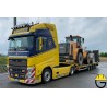 Volvo FH4 Globetrotter XL 4x2 semi 4assi con rampe LAZZARONI