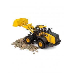 UH8146 Komatsu WA475-10 pala gommata /1:50 Universal Hobbies