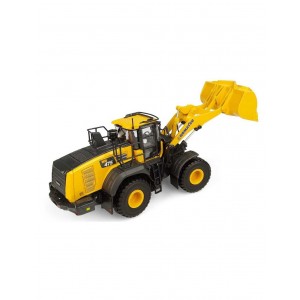 UH8146 Komatsu WA475-10 pala gommata /1:50 Universal Hobbies