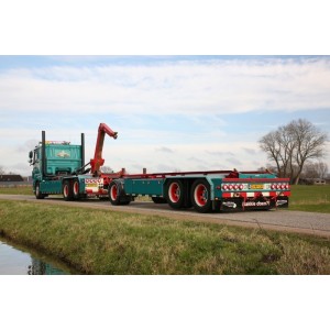 WSI01-3450 - DAF XF my17 comfort cab autotreno hooklift truck+trailer Ben Achterkamp /1:50 WSImodels