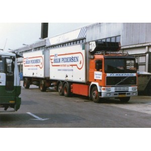 81346 - Volvo FH16 combi Holm Pedersen /1:50 TEKNO