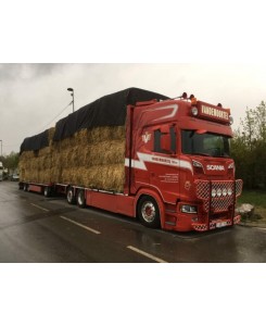 82667 - Scania NGS Highline combi covered straw load Vandemoortel /1:50 TEKNO