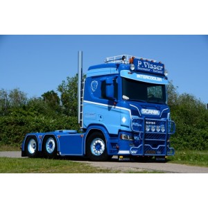 82171 - Scania SR650 combi road-train P. Visser + 3 container 20ft Marsk /1:50 TEKNO