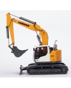 2204/0 - LIEBHERR R926 Compact excavator triple boom /1:50 Conrad