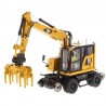 DM85662 - Caterpillar M323F railroad wheeled excavator /1:50 Diecast Masters