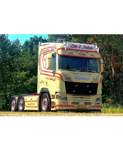 32-0221 - Scania NGR 6x2 Lars E. Nielsen /1:50 IMCmodels