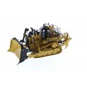 DM85711 - Caterpillar D10 dozer /1:50 Diecast Masters