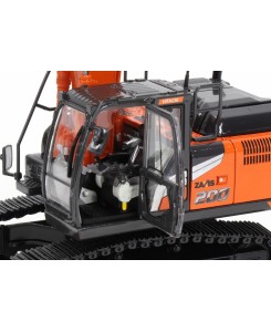 30137 - Hitachi Zaxis ZX200-7 tracked excavator /1:50 Replicars