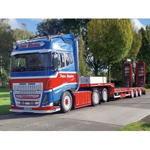 WSI01-4123 - Volvo FH5 Globetrotter 6x2 semitrailer 3axle w/ramps PWT /1:50 WSImodels