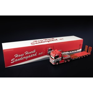 32-0215 - Scania R Highline 6x4 Nooteboom MCOS 4axle Hans Henrik Søndergaard /1:50 IMCmodels