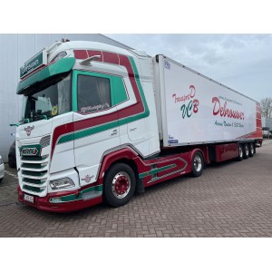 WSI01-4530 - DAF XG+ 6x2 frigo Transport Debrouwer /1:50 WSImodels