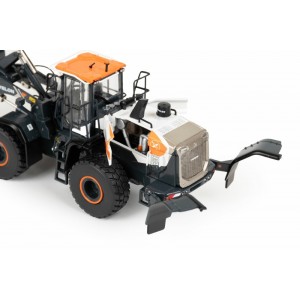 16-1015 - Develon DL 420-5 Concept-X wheel loader /1:50 IMCmodels