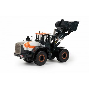 16-1015 - Develon DL 420-5 Concept-X wheel loader /1:50 IMCmodels