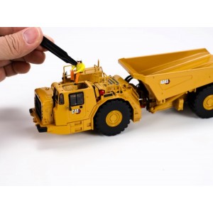 DM85717 - Caterpillar AD45 underground mining dump truck /1:50 Diecast Masters