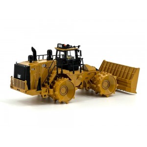 DM85763 - Caterpillar 836 soil compactor /1:50 Diecast Masters