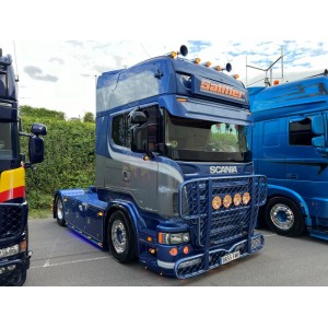 87866 - Scania R-serie Topline 4x2 Salmer /1:50 Tekno