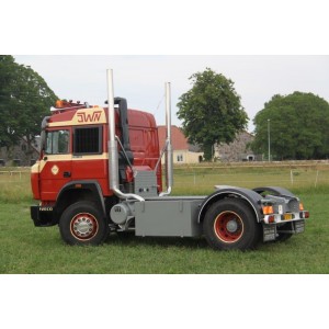 82820 - Iveco Turbostar 4x2 J. Werner Nielsen /1:50 Tekno