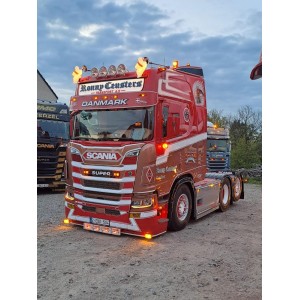 88131 - Scania NGR Highline 6x2 container-trailer 40ft HC reefer Ronny Ceusters /1:50 Tekno