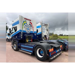 WSI01-4926 - Scania serie4 Topline 4x2 Nordik Line /1:50 WSImodels