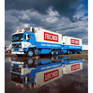 85245 - Volvo FH12 combi reefer Sties Frionor /1:50 Tekno