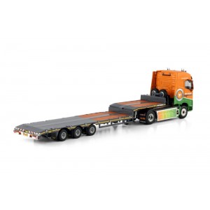 WSI01-4995 - Volvo FH5 Globetrotter Electric 4x2 Broshuis semilowloader 3axle Van Der Vlist Ammers /1:50 WSImodels