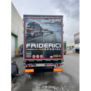 90415 - Iveco S-Way 6x2 curtainside Friderici /1:50 Tekno