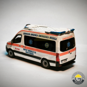 Mercedes Sprinter Ambulanza 118 / 1:48 Giftmodels