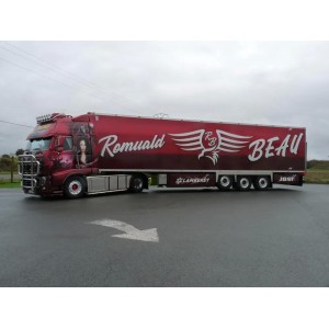 88417 - Volvo FH3 Globetrotter XL 4x2 frigo 3assi Beau - La Faucheuse /1:50 Tekno