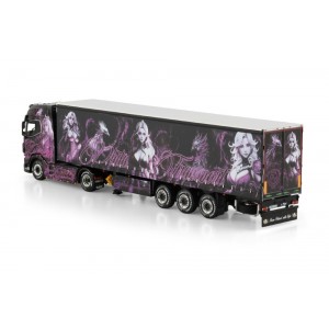 WSI01-4802 - DAF XG+ 4x2 curtainside W.Pluta Phoenix Queen /1:50 WSImodels