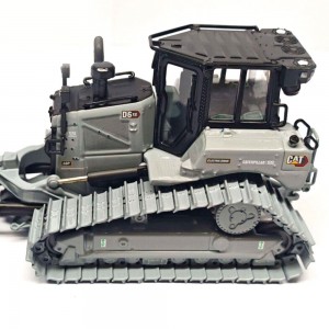 DM85554-BGC - Caterpillar D6XE LGP track-type tractor dozer 100th. Anniversary /1:50 Diecast Masters