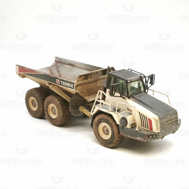 WM050 - Terex TA40 dumper articolato - effetto sporcatura /1:50 NZG
