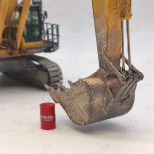 WM056 - Komatsu PC1250-11 excavator - weathered series /1:50 NZG