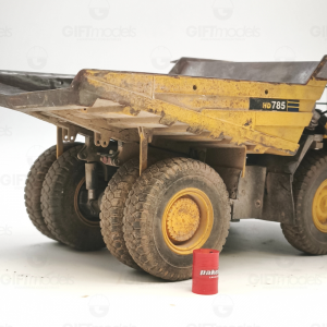 WM057 - Komatsu HD85-7 dumper gommato - effetto sporcatura /1:50 NZG