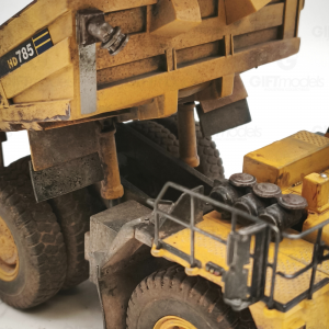 WM057 - Komatsu HD785-7 rigid dumper - weathered series /1:50 NZG