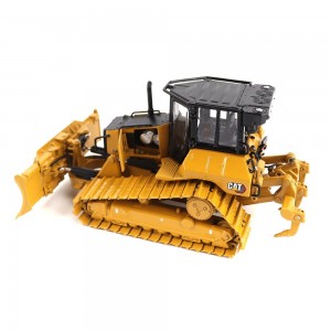 DM85752 - Caterpillar D5 LGP Bulldozer VPAT /1:50 Diecast Masters