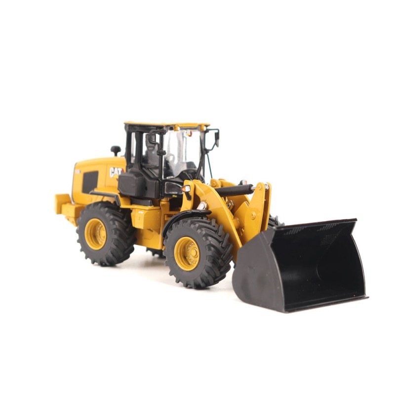 DM85782 - CAT 938 compact wheel loader /1:50 Diecast Masters