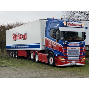 89905 - Scania NGS Higline 6x2 reefer Peter Wouters /1:50 Tekno